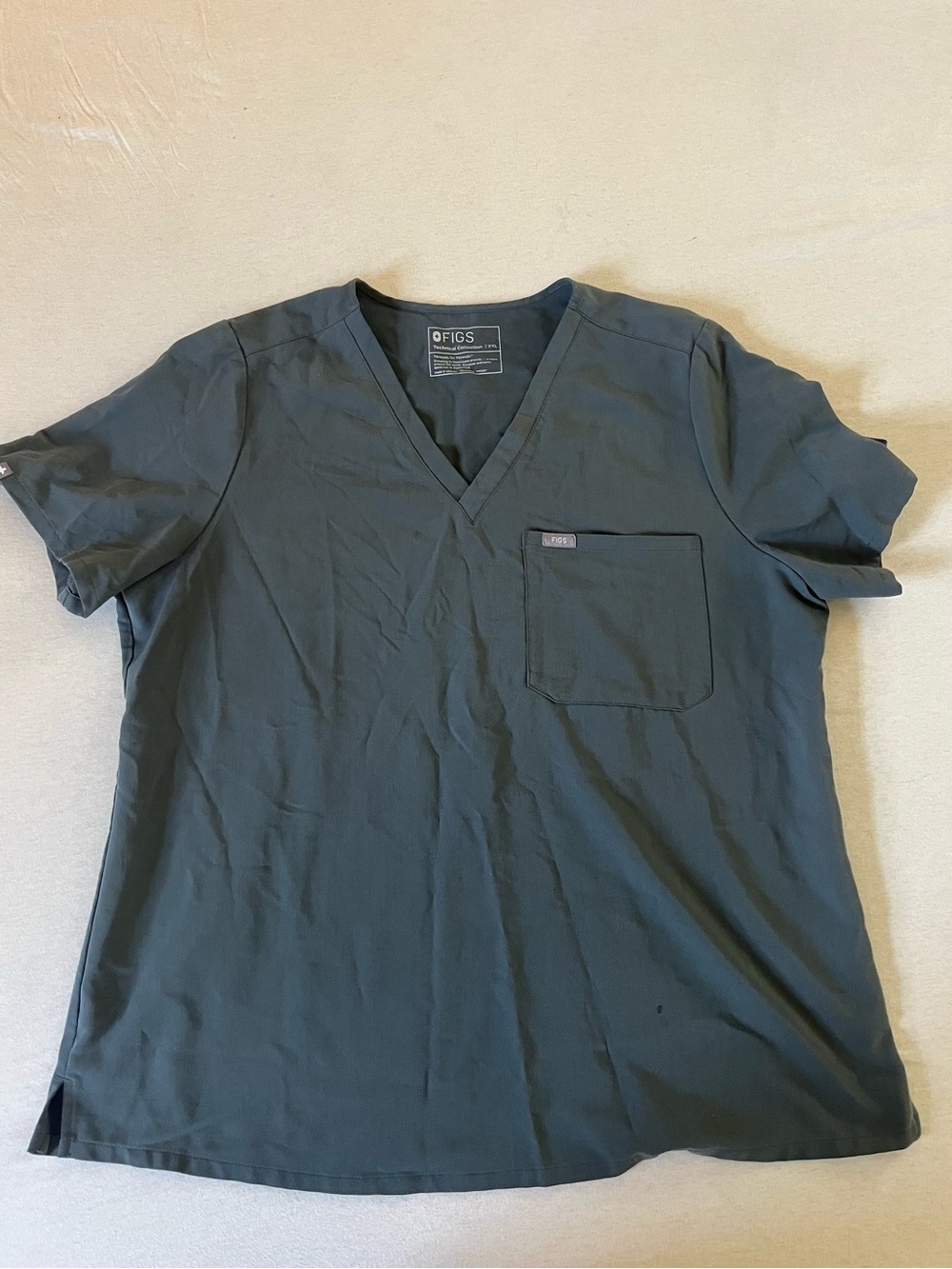 Figs Women's V-Neck Scrub Top dark harbor